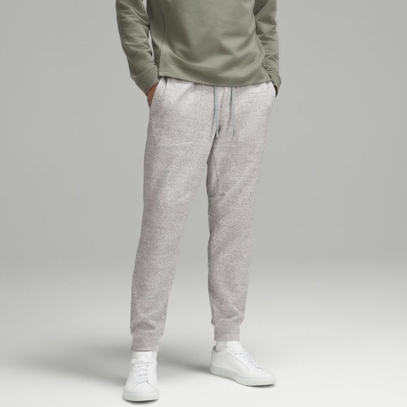 NWT Lululemon At Ease Jogger - Picture 2 of 5